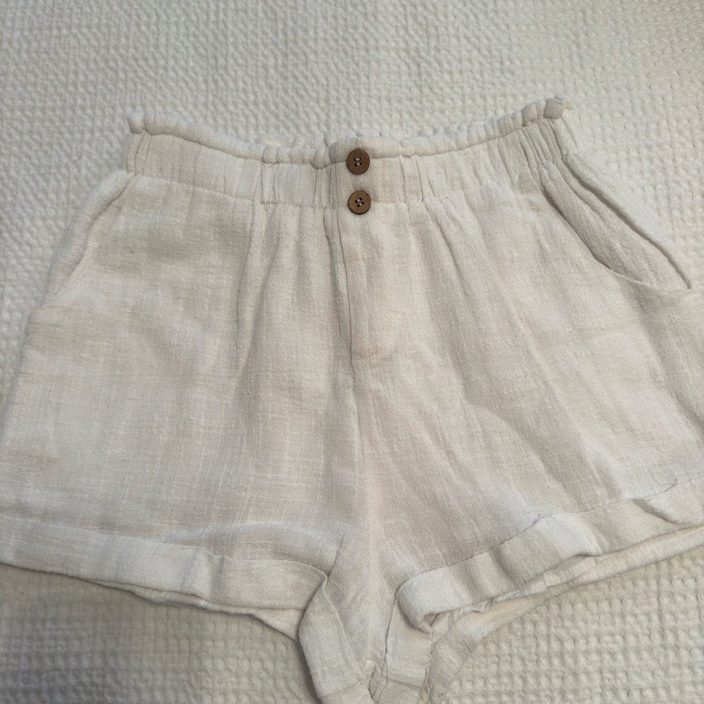 Women's  Grey Bandit White Linen Shorts